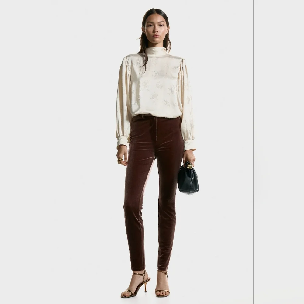 H&M Satin Jaquard Tie Neck Blouse - Picture 2 of 16